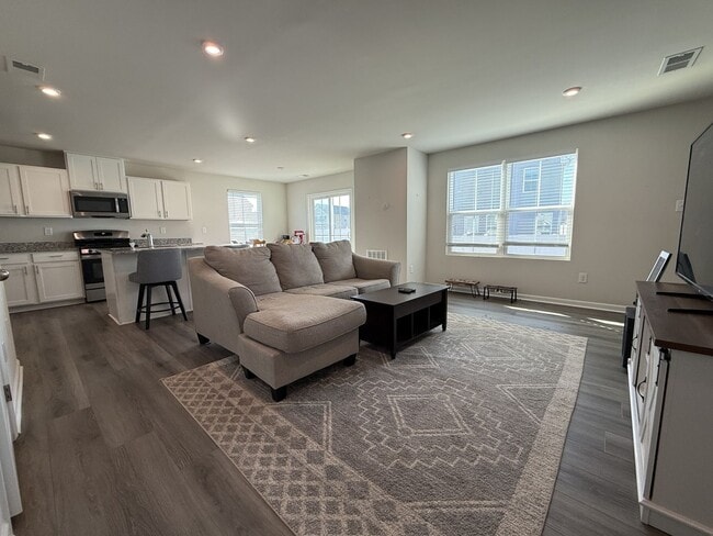 Photo - 4 Bedroom Modern Home in York County