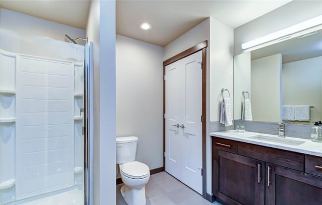 Photo - 14920 Manor Way