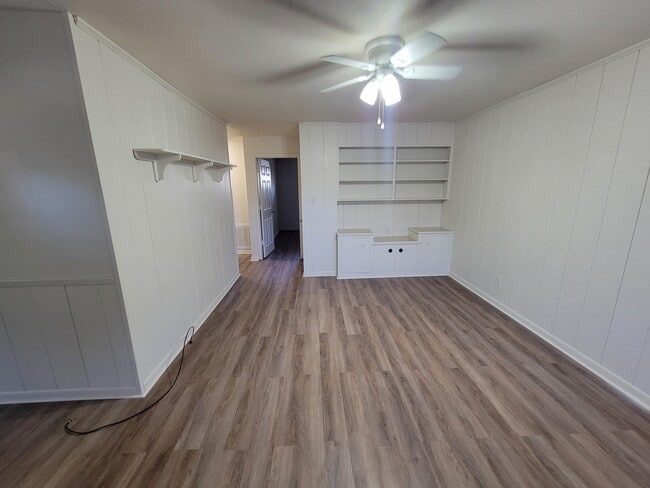 Photo - 1517 Whitney St