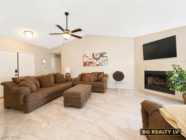 Photo - 6600 Light Breeze Dr