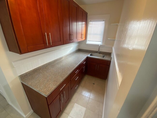 Photo - 809-811 26th St Unit 811