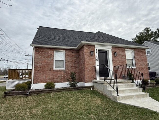 Building Photo - 1144 York Rd