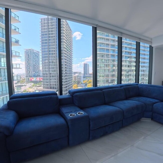 Photo - 650 NE 32nd St Unidad 1601