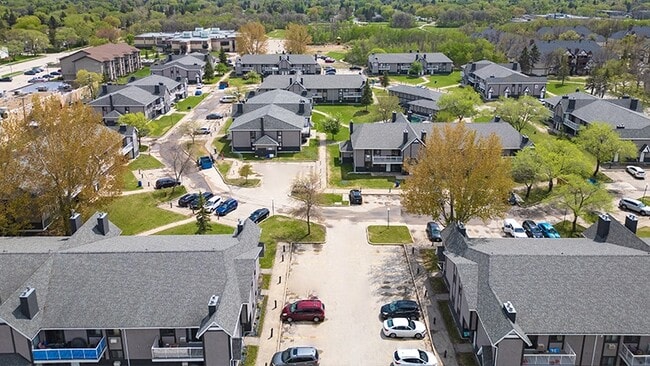 Building Photo - The Polo Club