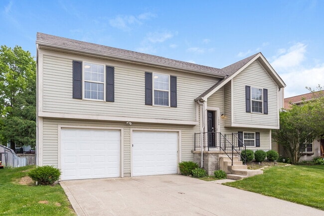 Photo - 1024 Esther Dr