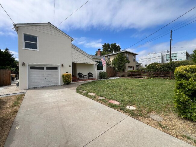 Photo - 429 W 20th Ave House