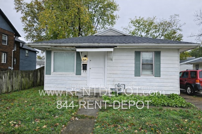 Photo - 1528 SE Riverside Dr