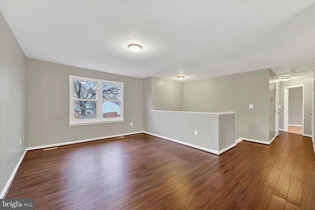 Photo - 1508 Lochaber Ct