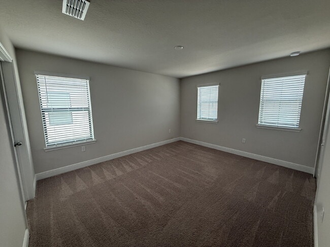 Photo - 139 Angela's Ave