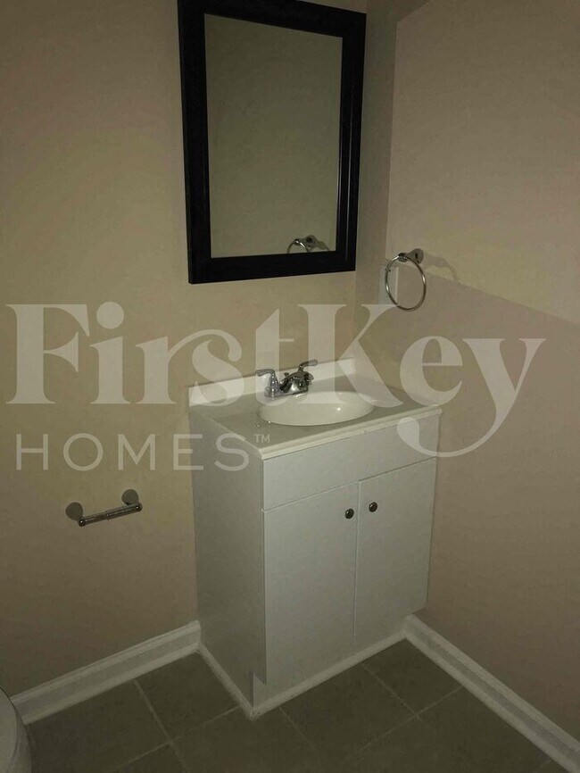 Photo - 2904 Cheney St