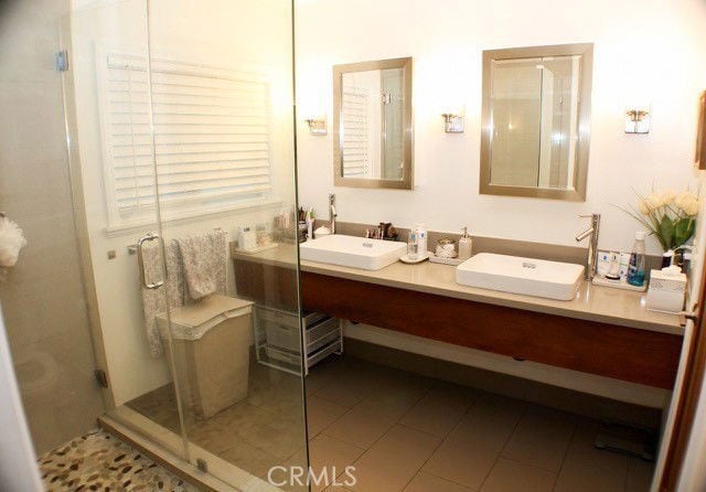 Building Photo - 4820 Abbeyville Ave