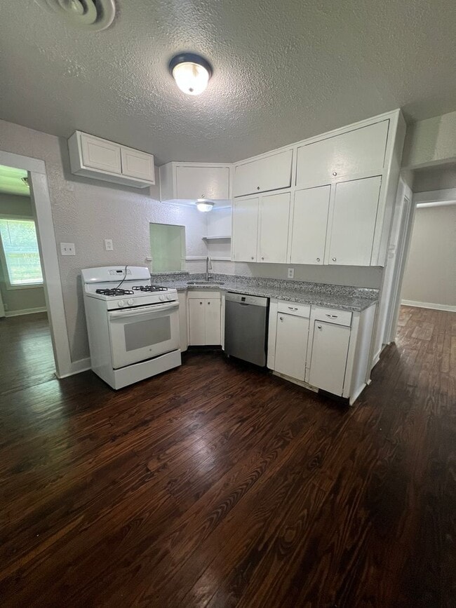 Photo - Unlock Your Next Door..3/2 Located Downtown Burleson