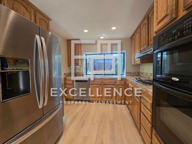 Photo - Beautiful 3/2 House - Dogs Negotiable, All New LVT Flooring, Covered Patio and Yard