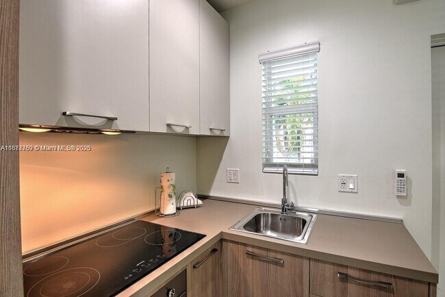 Photo - 245 NE 33rd St Unit 105