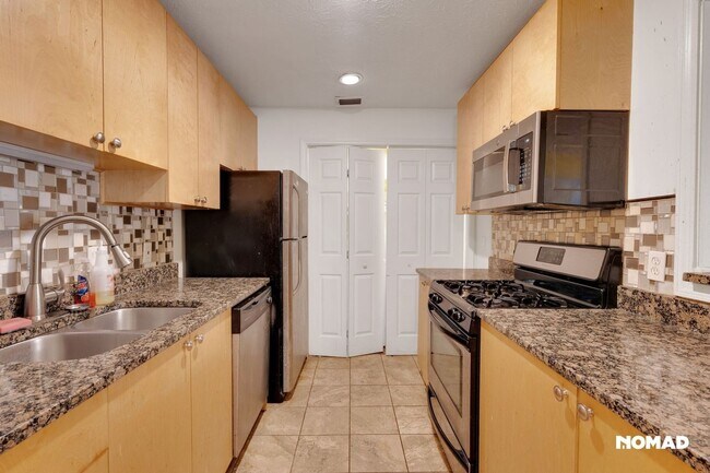 Photo - 1203 Gettysburg Pl