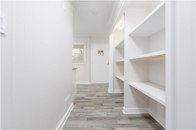 Photo - 4575 Olentangy River Rd