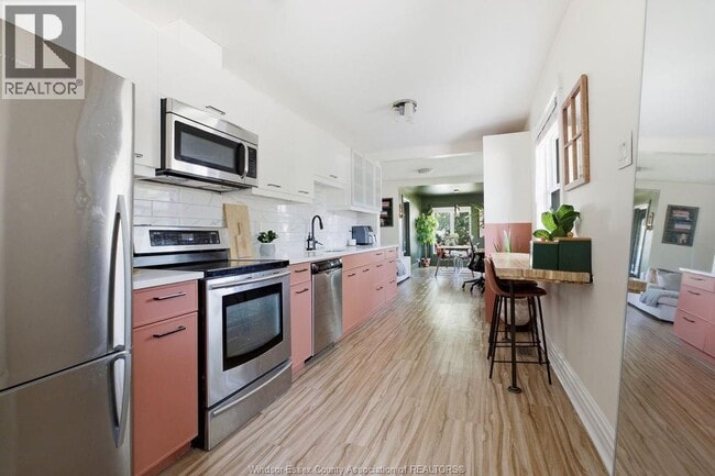 Photo - 395 Brighton Rd