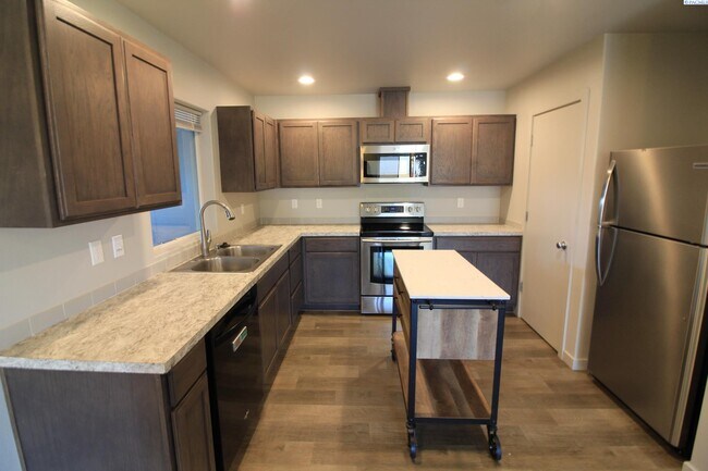 Photo - 3 bed, 2 bath townhome in Pasco