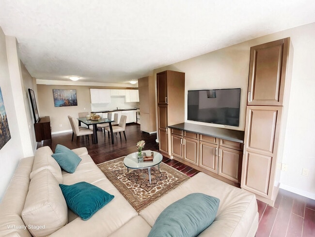 Photo - Amantea Tower