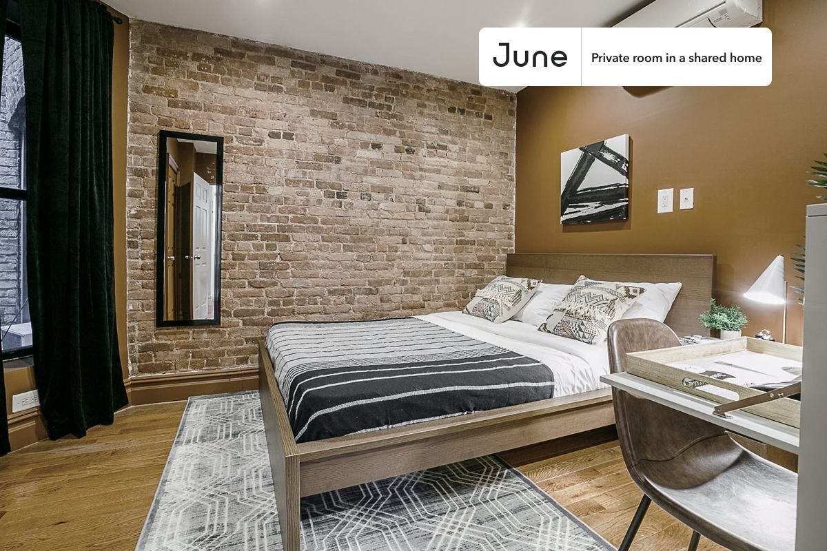 Private bedroom in 3 bed/2 bath Home - Private bedroom in 3 bed/2 bath Home