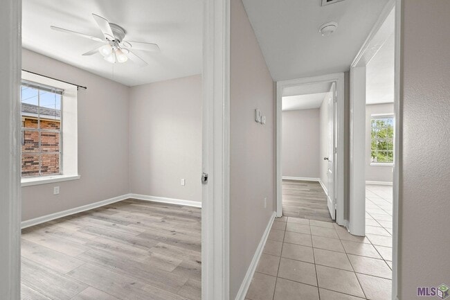 Photo - 445 W Parker Blvd Unit 4