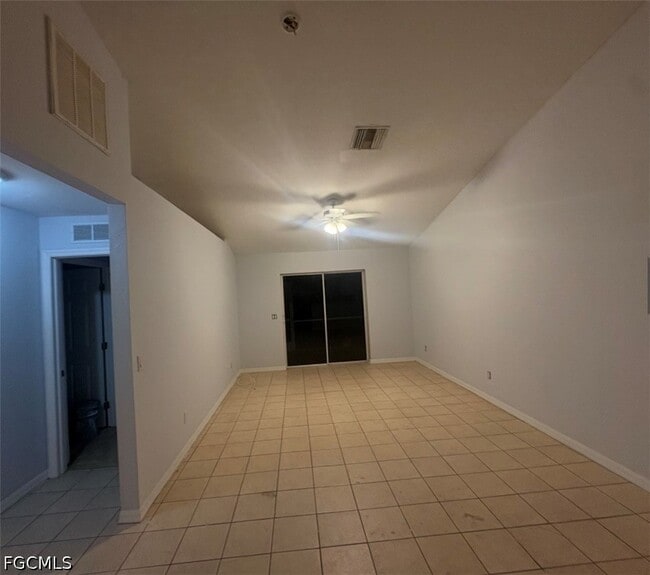 Photo - 1002 W 12th St