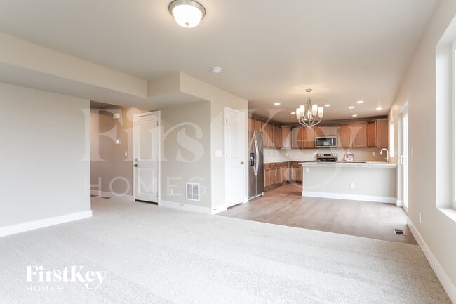 Photo - 10616 Horton Dr