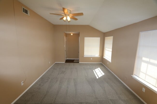 Photo - 4411 Prairie Meadow Dr