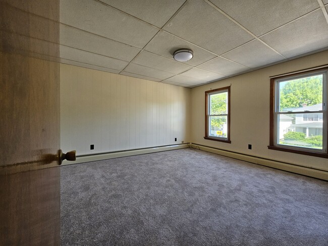 Bedroom - 140 W Utica St Unit 140 1/2 Upper