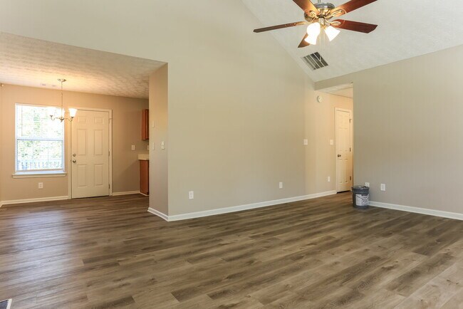 Photo - 1825 Cutters Mill Way