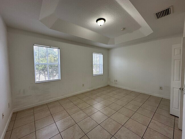 Photo - 2929 SE 2nd St
