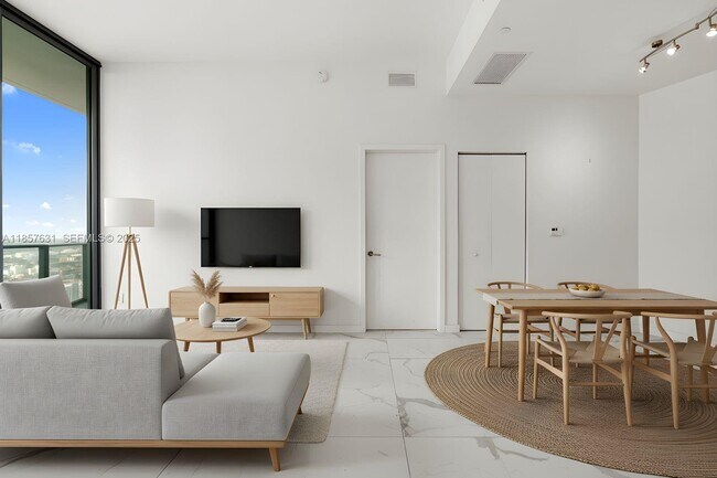 Photo - 1300 S Miami Ave Unit PH4909