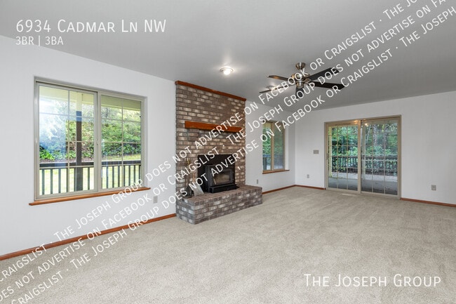 Photo - 6934 Cadmar Ln NW