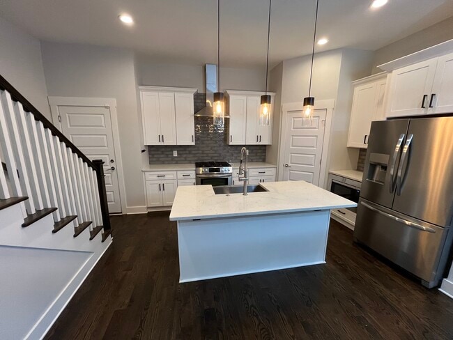 Photo - 413 35th Ave N