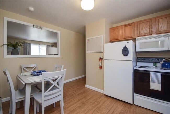 70 Carroll Ave Unit 509