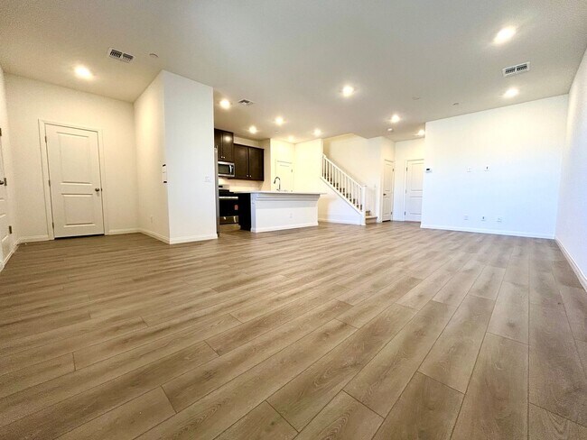 Photo - Brand new Townhome!   Summerlin West