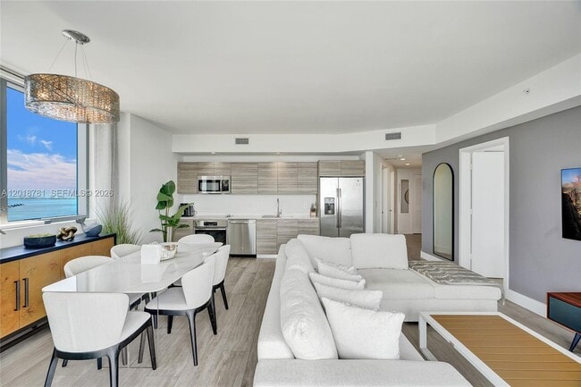 Photo - 121 NE 34th St Unit 2809
