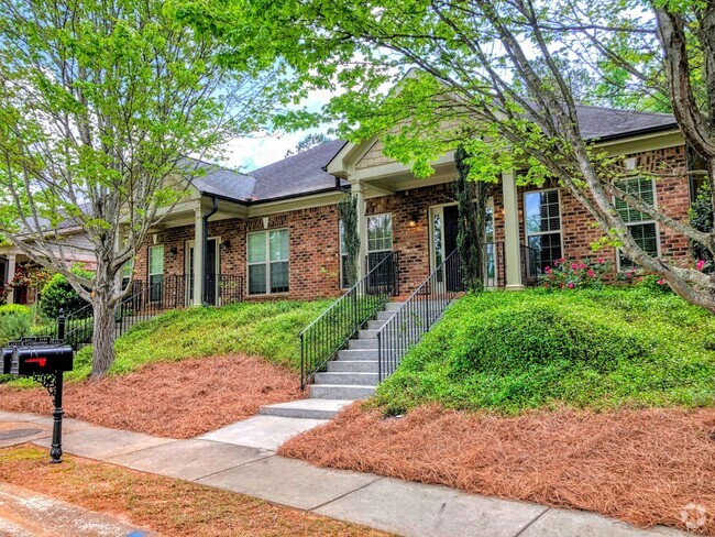 Building Photo - Refreshed 3 bedroom 2 bathroom Ranch in No... Rental