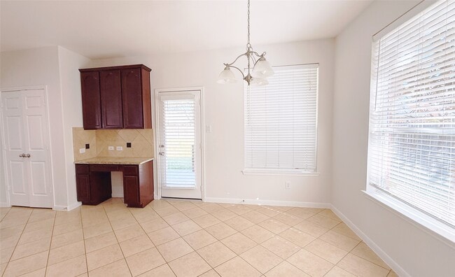 Photo - 8610 Rising Oak Ln