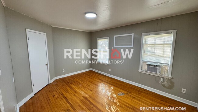 Photo - 1041 Isabelle St