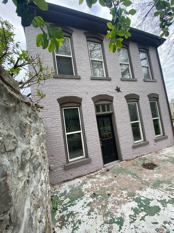 Photo - 506 William St