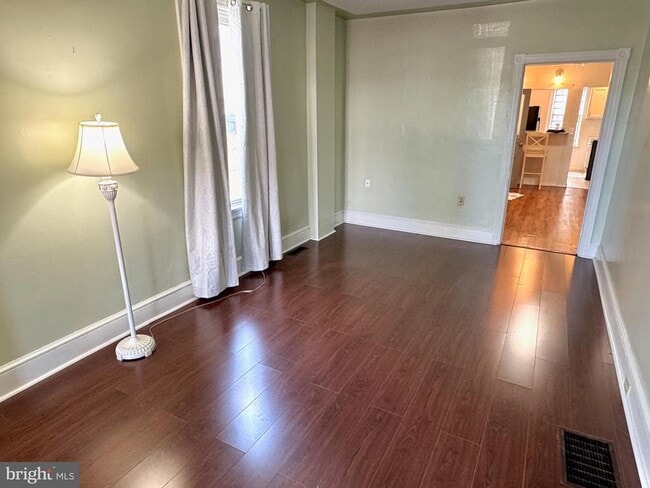 Building Photo - 318 W Penn Ave Rental