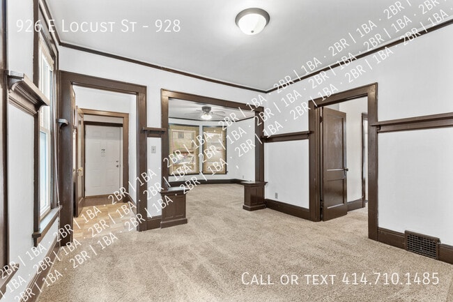 Building Photo - 926 E Locust St Unit 928 Rental