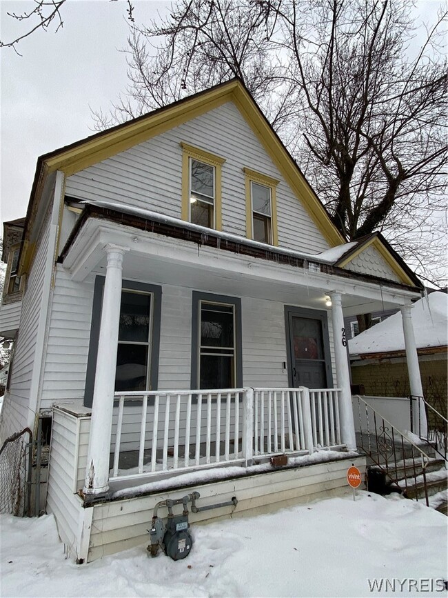 Photo - 26 Portage St