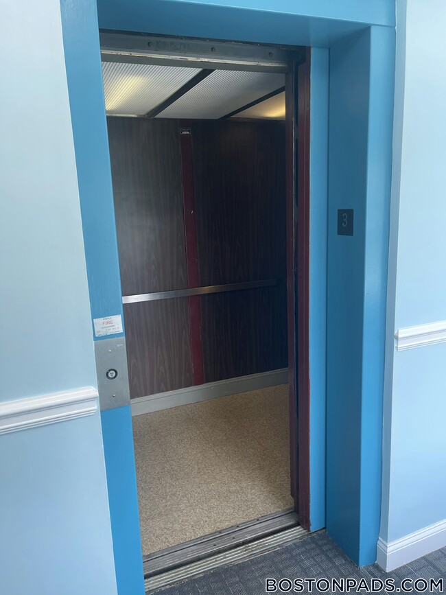 Photo - 191 N Common St Unit 305