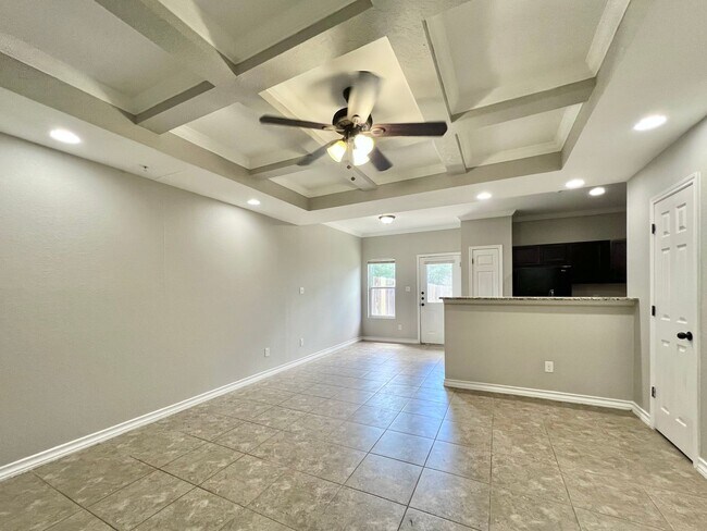 Photo - 4924 Stowers Blvd