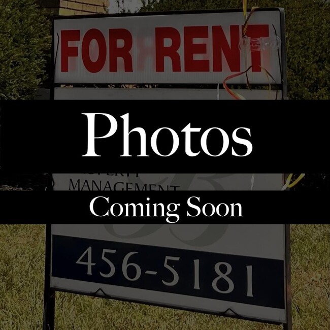 Building Photo - 1613 Pershing Ave