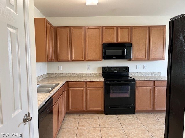 Photo - 1425 SW 10th Pl