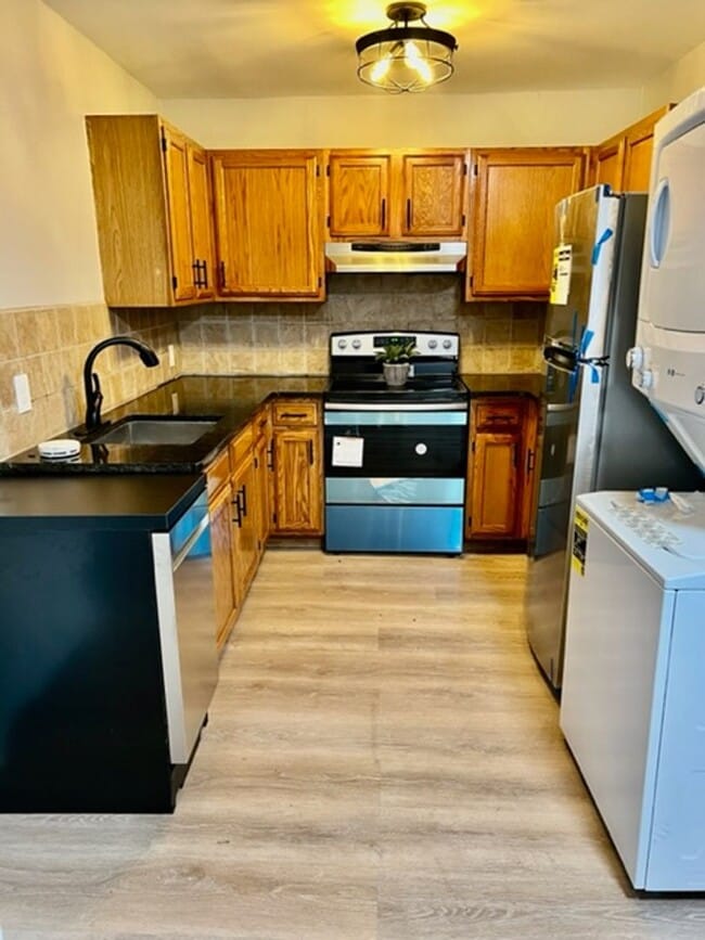 Photo - 2 Bedroom with Laundry Downtown Easton Unit 123 #9