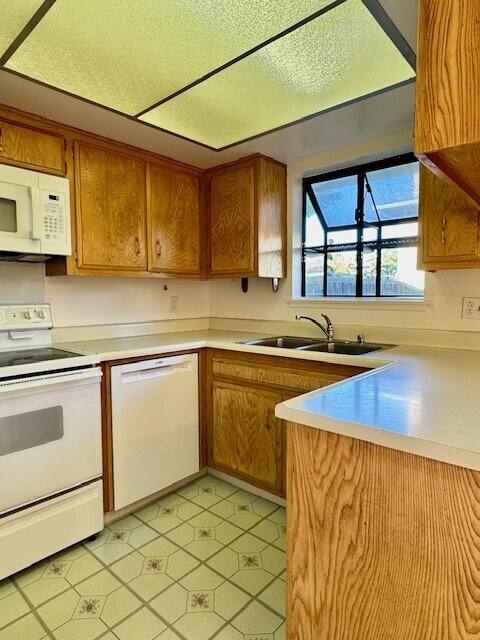 Photo - 35 Miramonte Dr